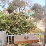 Lipa شقة زادار