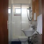 شقة Lipa زادار