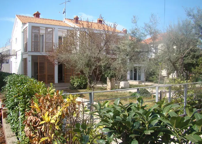 Апартаменти Lipa Задар